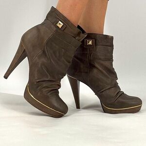 Schutz Bikercore Rockstar Girlfriend Leather Studded Moto Heeled Ankle Boots